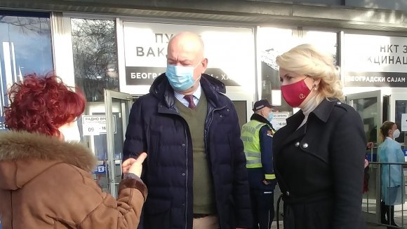 Кисић Тепавчевић обишла пунктове за вакцинацију на Београдском сајму