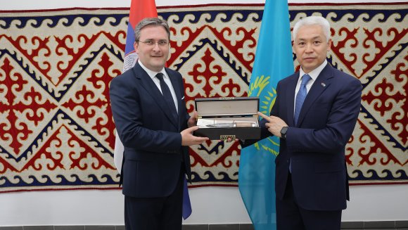 Министар Селаковић на отварању Почасног конзулата Казахстана у Ужицу