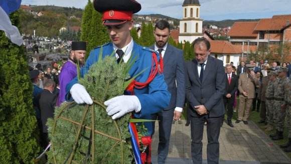 Ерац : Нека нас сећање на невине жртве вечно подсећа на снагу заједништва 