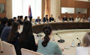 Министар Ђорђевић oдржао састанак са студентима Организације српских студената у иностранству (ОССИ)
