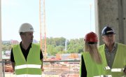 Ђорђевић обишао раднике на градилишту и честитао им Дан грађевинара