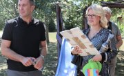 Министар Ђорђевић поклонио рачунар Дневном боравку за одрасла лица у Бачкој Тополи 