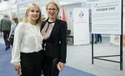 Галерија слика сајам Ј=ДНАКИ