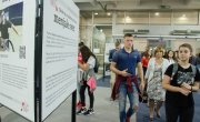 Галерија слика сајам Ј=ДНАКИ