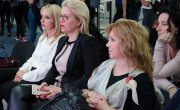 Галерија слика сајам Ј=ДНАКИ