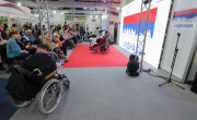 Галерија слика сајам Ј=ДНАКИ