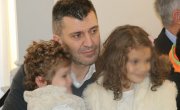 Подељени поклони и новогодишњи пакетићи деци на Белом двору