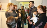 Министар Ђорђевић на 8. март у посети Сигурној кући