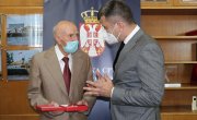 Уручен орден народног хероја Петру Матићу на 100. рођендан