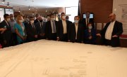 Ђорђевић положио венац на споменик V-3 крагујевачке гимназије у част сећања на стрељане ученике и учитеље