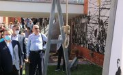 Ђорђевић положио венац на споменик V-3 крагујевачке гимназије у част сећања на стрељане ученике и учитеље