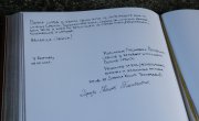 Министарка Кисић Тепавчевић положила венац на Споменик Незнаном јунаку на Авали