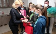 Кисић Тепавчевић посетила породицу Јаковљевић у мионичком селу Попадић