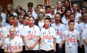 Председник Вучић и министарка Кисић са младим спортистима са Косова и Метохије,  Републике Српске и дијаспоре