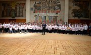 Председник Вучић и министарка Кисић са младим спортистима са Косова и Метохије,  Републике Српске и дијаспоре