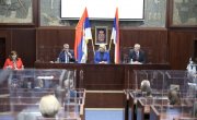 У мере активне политике запошљавања у овој години укључено више од 12.000 лица