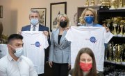 Министарка Кисић Тепавчевић обишла Удружење параплегичара и предузеће „Pehar up”