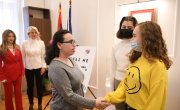 „Упознај ме“ - младе особе са инвалидитетом у разговору са својим вршњацима