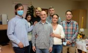 Министарка Кисић Тепавчевић на Бадњи дан са корисницима Установе за децу и младе „Сремчица“