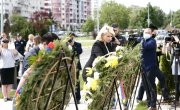 Одата почаст погинулим кинеским новинарима у бомбардовању зграде Амбасаде Кине у Србији