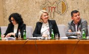 Министарка Кисић са директорима центара за социјални рад о примени Закона о социјалној карти