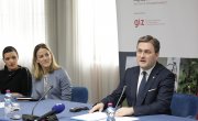 Подршка локалним самоуправама у запошљавању теже запошљивих незапослених лица