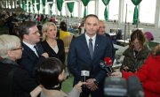 ПРЕДУЗЕЋИМА ЗА ПРОФЕСИОНАЛНУ РЕХАБИЛИТАЦИЈУ И ЗАПОШЉАВАЊЕ ОСОБА СА ИНВАЛИДИТЕТОМ 625 МИЛИОНА ДИНАРА