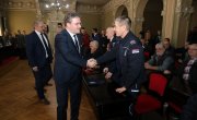МИНИСТАР СЕЛАКОВИЋ ДОДЕЛИО БОРАЧКЕ ЛЕГИТИМАЦИЈЕ У ЗРЕЊАНИНУ