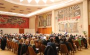 Министар за рад, запошљавање, борачка и социјална питања Никола Селаковић одржао је други по реду састанак са директорима свих центара за социјални рад у Србији, како би на заједнички начин дефинисали планове и приоритете у раду ових институција у наредном периоду.  Министар Селаковић је указао да је потребно да сви центри за социјални рад, њих 141, посебну пажњу посвете ефикасном коришћењу новог оперативног система СОЗИС, чија је примена отпочела крајем прошле године. Он је навео да овај систем са једне ст