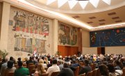 Министар за рад, запошљавање, борачка и социјална питања Никола Селаковић одржао је други по реду састанак са директорима свих центара за социјални рад у Србији, како би на заједнички начин дефинисали планове и приоритете у раду ових институција у наредном периоду.  Министар Селаковић је указао да је потребно да сви центри за социјални рад, њих 141, посебну пажњу посвете ефикасном коришћењу новог оперативног система СОЗИС, чија је примена отпочела крајем прошле године. Он је навео да овај систем са једне ст