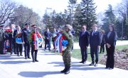 Министар Селаковић положио венац на Споменик деци страдалој у НАТО агресији