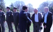 Министар Селаковић положио венац на Споменик деци страдалој у НАТО агресији