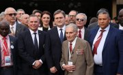 Изасланик председника Србије. министар Никола Селаковић, данас је поручио да Срби опет морају да бране своје право да мирно живе у својој држави, оценио да се Срби на КиМ суочавају са терором и нагласио да је боље 100 година преговарати него један дан ратовати.   На свечаном отварању 30. Генералне скупштине Светске федерације ветерана, у Дом Гарде у Топчидеру, која се одржава под покровитељством председника Вучића, Селаковић је поручио да Срби и Србија знају шта значи борити се за слободу отаџбине и да су у