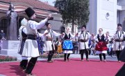 Министар Селаковић на откривању споменика патријарху Иринеју у Нишу