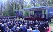 Министар Селаковић приуствовао обележавању Дана сећања на жртве усташког злочина геноцида у Концентрационом логору Јасеновац и његовом највећем стратишту Доња Градина
