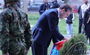 Министар Селаковић предводио церемонију обележавања Дана победе над фашизмом