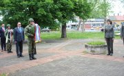 Делгација Министартсва положила венац на споменик војводи Шупљикцу