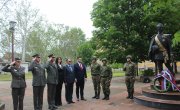Делгација Министартсва положила венац на споменик војводи Шупљикцу