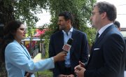 Министар Селаковић положио цвеће са  председницом Индије код споменика Махатми Гандију