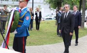 Председник Народне скупштине Р. Србије Орлић  и министар Селаковић положили венац на Споменик херојима са Кошара