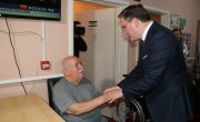 Министар Селаковић обишао Домско одељење за смештај старих лица у Деспотовцу