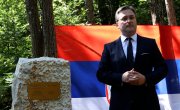 Министар Селаковић открио споменик страдалим српским заробљеницима и војницима на српском гробљу у Кастелану