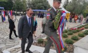 Положени венци у Поликастру