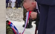Положени венци у Поликастру