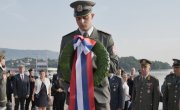 Положени венци у Гувији