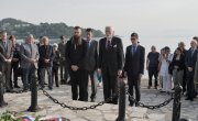  Положени венци у Гувији