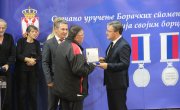 Министар Селаковић данас у Медвеђи доделио прве групне Борачке споменице