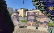 Министар Селаковић отворио изложбу „Владарске задужбине Немањића“ на Савском тргу