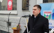 Дејан Антић у Владичином Хану открио Спомен плочу Тетовским мученицима