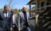 Селаковић уручио Борачку споменицу породици погинулог водника Ивана Васојевића на Кошарама